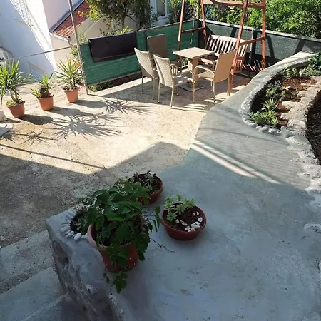 Petra Apartment Trpanj